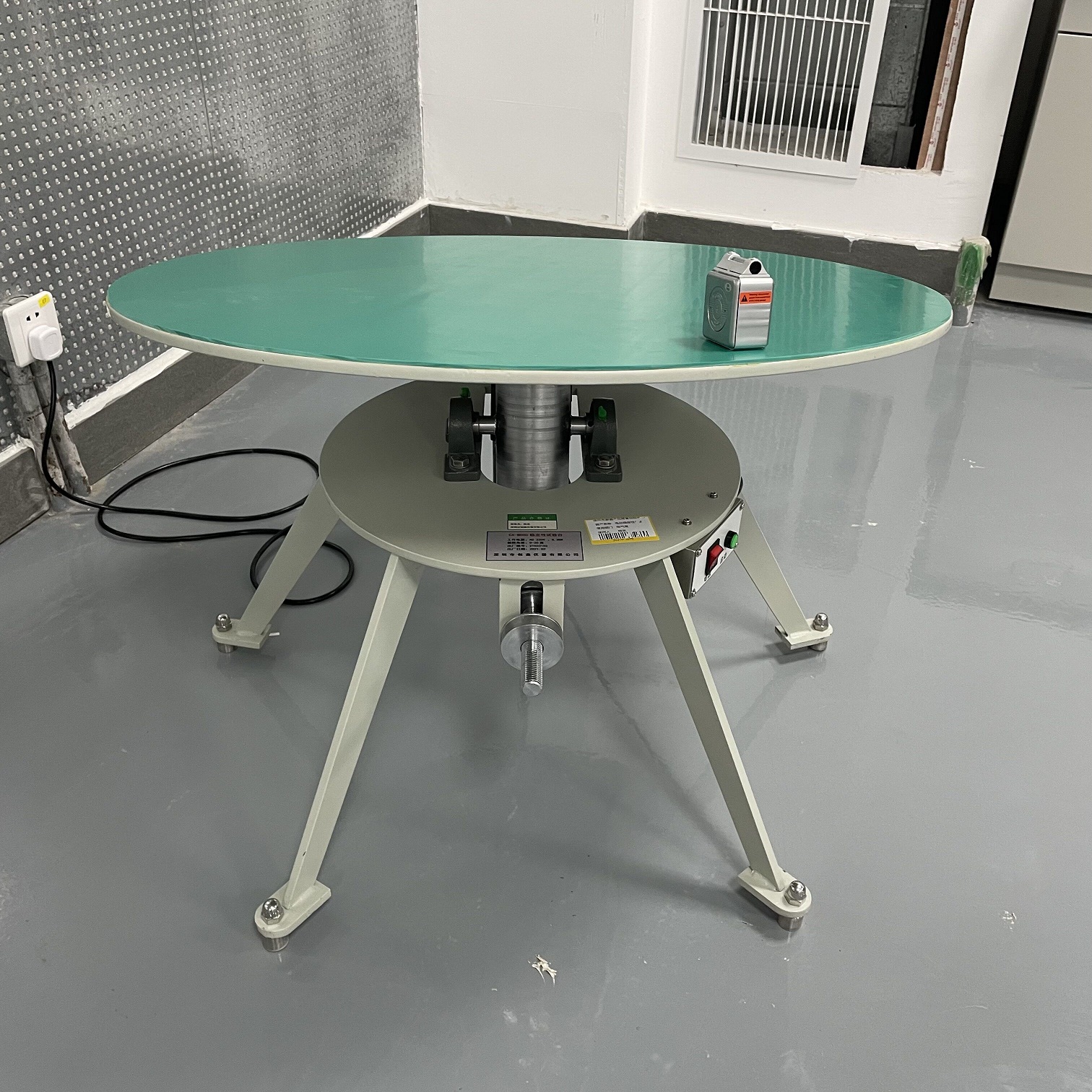 電動式家電穩定性試驗臺
